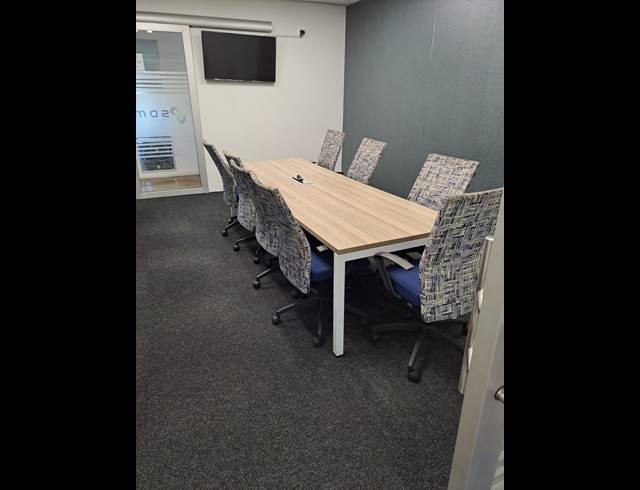 1,370M² BUILDING FOR SALE IN CENTURION CENTRAL